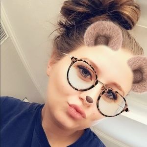 Meet your Posher, Haylee